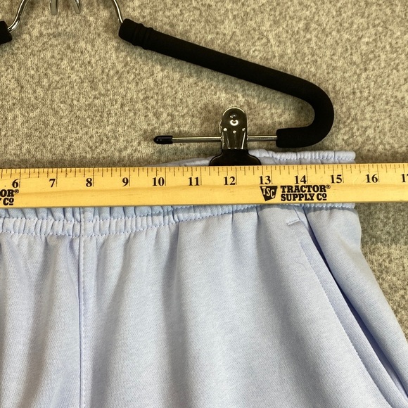 Nike athletic sweat shorts powder blue Med standard fit knee length athleisure - Picture 5 of 10